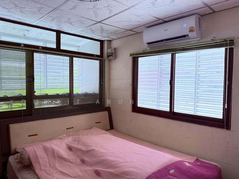 บ้าน 3-ห้องนอน, กรุงเทพ, คลองจั่น, บางกะปิ, กรุงเทพ, 150 ตร.ม., บ้านเดี่ยว ขาย, โดย Komkrit Arunvessased, 500470623 - DDproperty.com
