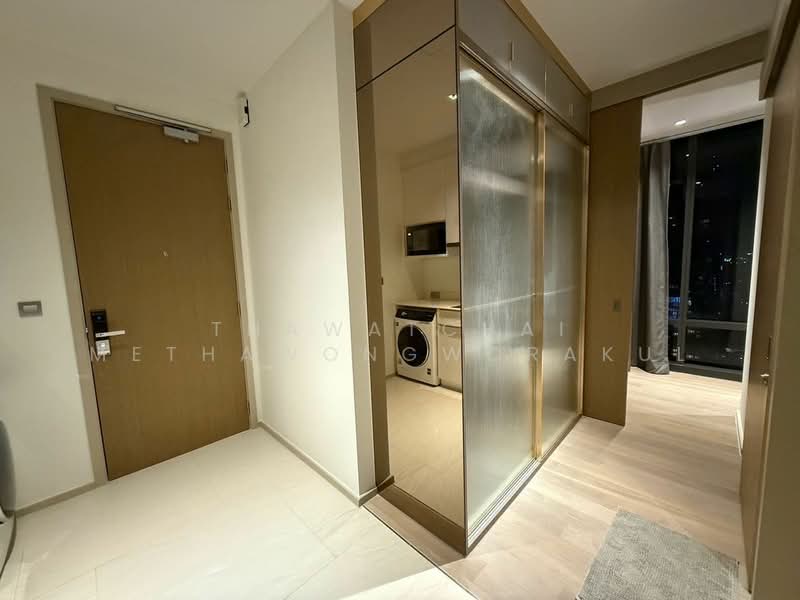 ASHTON Silom, Bangkok, 166 Silom Road, Bang Rak, Bangkok, 1 Bedroom, 50 sqm, Condo For Rent, by Thawatchai Methawongworakul, 500470624 - DDproperty.com