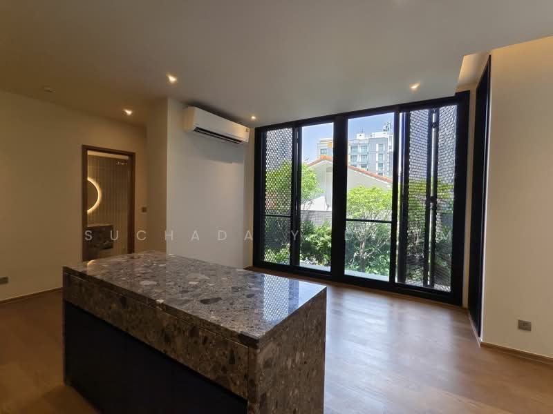 Via 34, Bangkok, 15 Soi Sukhumvit 34, Khong Tan, Khlong Toei, Bangkok, 2 Bedrooms, 125 sqm, Condo For Sale, by Suchada Yodyiem, 500470637 - DDproperty.com