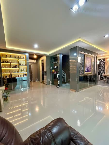 Casa Grand Sukhapiban 5, Bangkok, Soi Sukhaphiban 5, Sai Mai, Bangkok, 4 Bedrooms, 350 sqm, Single Detached House For Sale, by NR AGENT, 500470643 - DDproperty.com