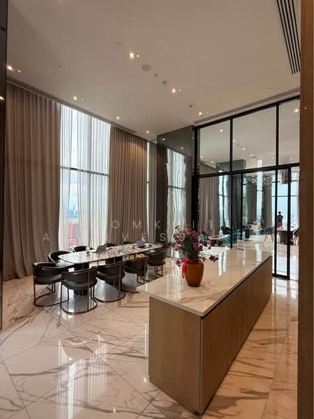 XT Huaikhwang, Bangkok, 244 Ratchadaphisek Road, Huai Khwang, Bangkok, 1 Bedroom, 28 sqm, Condo For Rent, by Komkrit Arunvessased, 500470646 - DDproperty.com