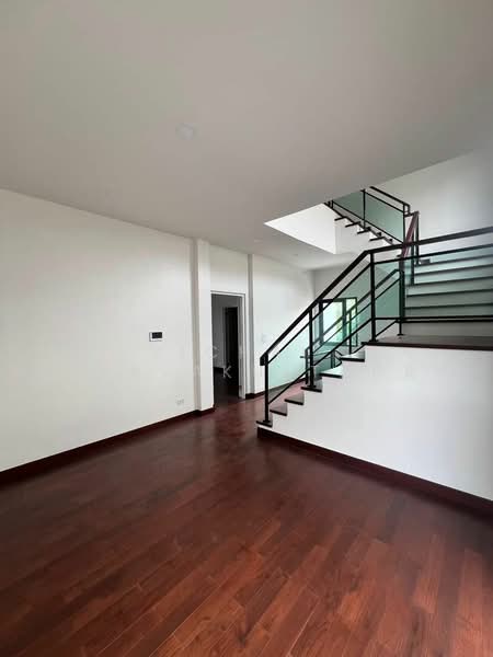 The City Ekkamai-Ladprao, Bangkok, Pradit Manutham Road, Phlapphla, Wang Thonglang, Bangkok, 4 Bedrooms, 337 sqm, Single Detached House For Rent, by Vichai Annavakulthorn, 500470653 - DDproperty.com