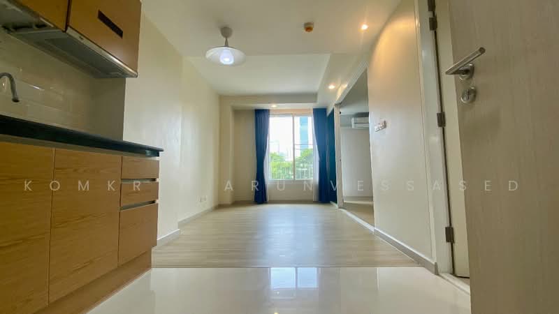 Focus on Saladaeng condominium, Bangkok, Yommarat Saladaeng, Silom, Bang Rak, Bangkok, 1 Bedroom, 34 sqm, Condo For Sale, by Komkrit Arunvessased, 500470654 - DDproperty.com