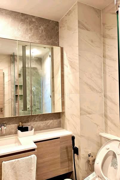The Crest Park Residences, Bangkok, 1198 Phahonyothin Road, Jom Phon, Chatuchak, Bangkok, 1 Bedroom, 36 sqm, Condo For Rent, by Komkrit Arunvessased, 500470661 - DDproperty.com