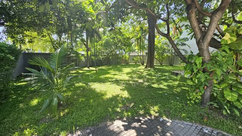 House with big garden in Onnut, Bangkok, Bang Chak, Phra Khanong, Bangkok, 5 Bedrooms, 700 sqm, Single Detached House For Rent, by BANGKOK PROPERTY AGENTS, 500470671 - DDproperty.com