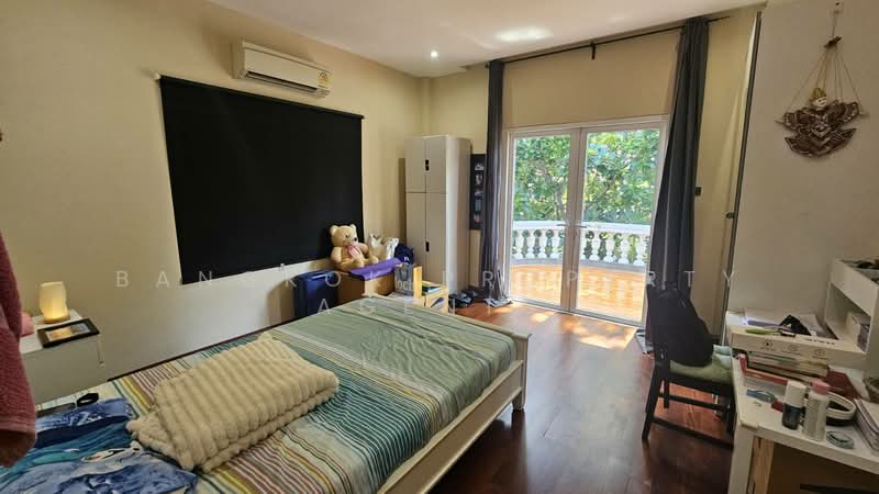 House with big garden in Onnut, Bangkok, Bang Chak, Phra Khanong, Bangkok, 5 Bedrooms, 700 sqm, Single Detached House For Rent, by BANGKOK PROPERTY AGENTS, 500470671 - DDproperty.com