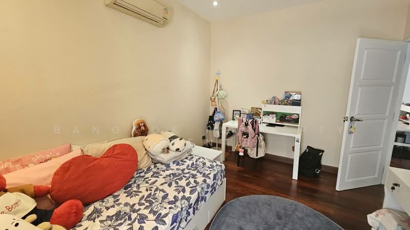 House with big garden in Onnut, Bangkok, Bang Chak, Phra Khanong, Bangkok, 5 Bedrooms, 700 sqm, Single Detached House For Rent, by BANGKOK PROPERTY AGENTS, 500470671 - DDproperty.com