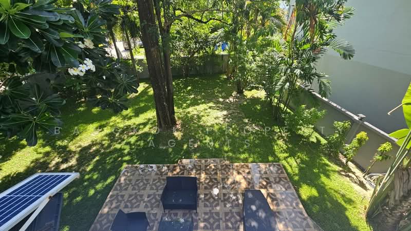 House with big garden in Onnut, Bangkok, Bang Chak, Phra Khanong, Bangkok, 5 Bedrooms, 700 sqm, Single Detached House For Rent, by BANGKOK PROPERTY AGENTS, 500470671 - DDproperty.com