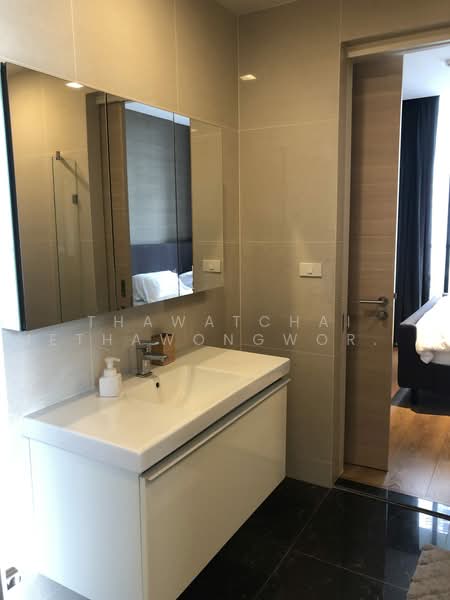 Park Origin Phrom Phong (Park 24), Bangkok, 68 Soi Sukhumvit 24, Khong Tan, Khlong Toei, Bangkok, 2 Bedrooms, 55 sqm, Condo For Rent, by Thawatchai Methawongworakul, 500470687 - DDproperty.com