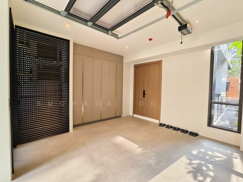 Via 34, Bangkok, 15 Soi Sukhumvit 34, Khong Tan, Khlong Toei, Bangkok, 3 Bedrooms, 139 sqm, Condo For Sale, by Suchada Yodyiem, 500470693 - DDproperty.com