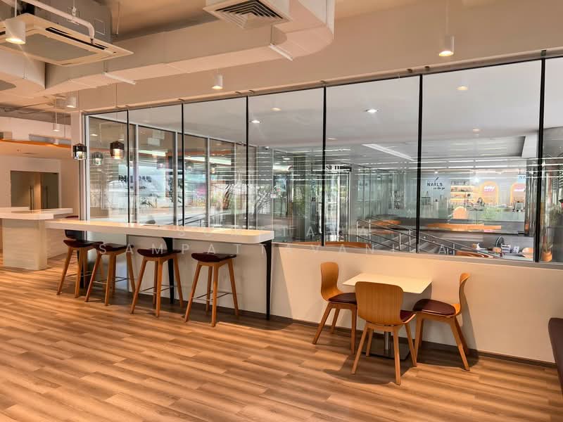 space for rent Sathorn Silom Bangrak, Bangkok, Silom, Bang Rak, Bangkok, , 105 sqm, Retail Space For Rent, by Sumitara Sampattavanija, 500470718 - DDproperty.com