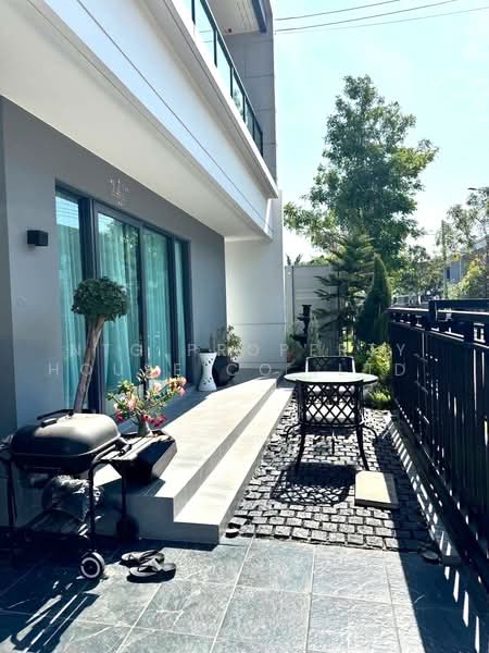 Centro Ramindra-Chatuchot, Bangkok, 4 Kanchanaphisek Road, O-Ngoen, Sai Mai, Bangkok, 4 Bedrooms, 289 sqm, Single Detached House For Rent, by NTG Property House Co.,Ltd., 500470738 - DDproperty.com