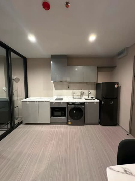Life Asoke Hype, Bangkok, 339 Chaturathit Rd, Makkasan, Ratchathewi, Bangkok, 1 Bedroom, 35 sqm, Condo For Rent, by Komkrit Arunvessased, 500470755 - DDproperty.com