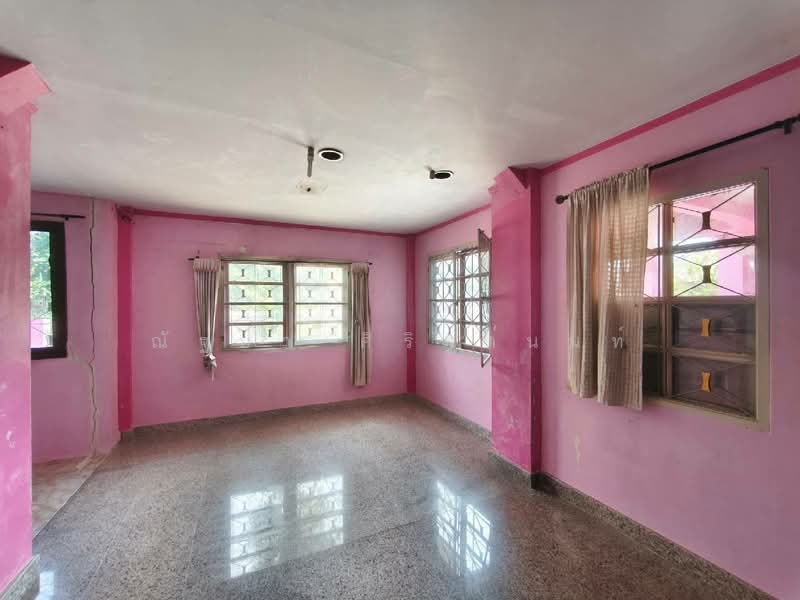 หมู่บ้าน เพชรเกษม 3, Bangkok, Bang Kae Nua, Bang Khae, Bangkok, 5 Bedrooms, 180 sqm, Single Detached House For Sale, by ณัฐยา ศิริฐานนท์, 500470759 - DDproperty.com