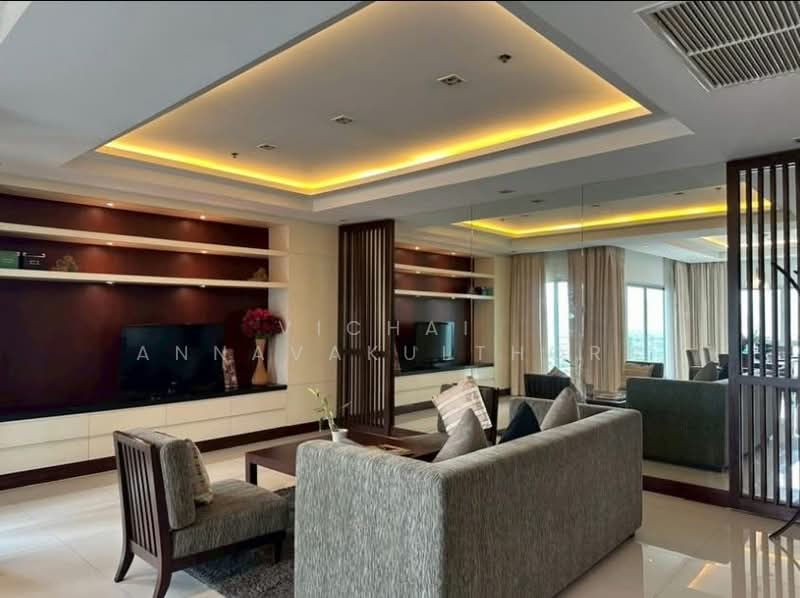 Royal Residence Park, Bangkok, 99 Royal Resident Park Lumphini, Lumphini, Pathum Wan, Bangkok, 3 Bedrooms, 220 sqm, Apartment For Rent, by Vichai Annavakulthorn, 500470760 - DDproperty.com