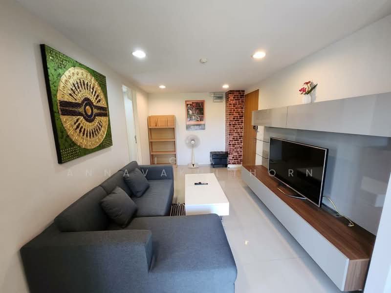Zenith Place Sukhumvit 42, Bangkok, Sukhumvit Road, Phra Kanong, Khlong Toei, Bangkok, 2 Bedrooms, 50 sqm, Condo For Rent, by Vichai Annavakulthorn, 500470787 - DDproperty.com