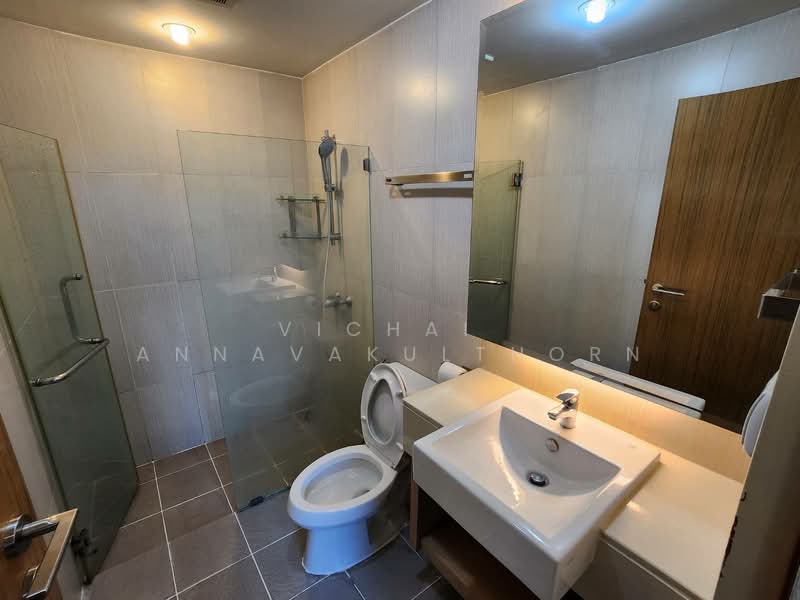 Zenith Place Sukhumvit 42, Bangkok, Sukhumvit Road, Phra Kanong, Khlong Toei, Bangkok, 2 Bedrooms, 50 sqm, Condo For Rent, by Vichai Annavakulthorn, 500470787 - DDproperty.com