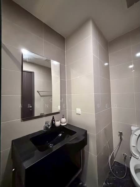 The Edge Sukhumvit 23, Bangkok, 6 Soi Sukhumvit 23, Khlongtoei Nua, Watthana, Bangkok, 3 Bedrooms, 32 sqm, Condo For Sale, by Komkrit Arunvessased, 500470815 - DDproperty.com