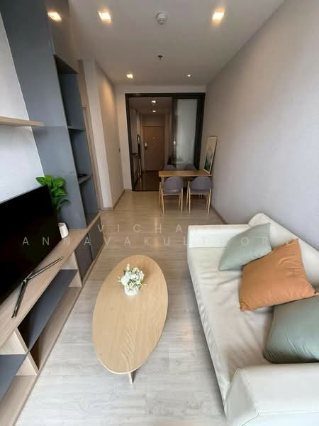M Thonglor 10, Bangkok, 9 Soi Ekkamai 12, Ekkamai Road, Khlong Tan Nua, Watthana, Bangkok, 2 Bedrooms, 56 sqm, Condo For Rent, by Vichai Annavakulthorn, 500470818 - DDproperty.com