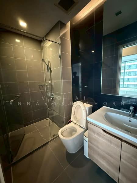 M Thonglor 10, Bangkok, 9 Soi Ekkamai 12, Ekkamai Road, Khlong Tan Nua, Watthana, Bangkok, 2 Bedrooms, 56 sqm, Condo For Rent, by Vichai Annavakulthorn, 500470818 - DDproperty.com