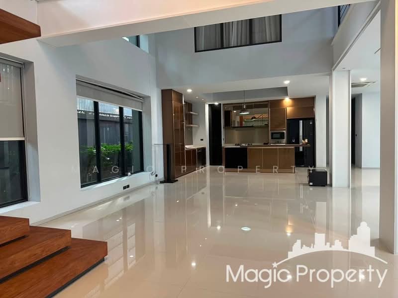 Exclusive modern luxury pool villa in Sukhumvit 71, Bangkok, Khlong Tan Nua, Watthana, Bangkok, 5 Bedrooms, 700 sqm, Single Detached House For Sale, by Magic Property, 500470840 - DDproperty.com