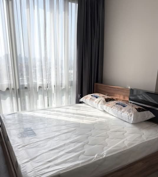 Whizdom Avenue Ratchada-Ladprao, Bangkok, Ladprao Road, Jom Phon, Chatuchak, Bangkok, 1 Bedroom, 31 sqm, Condo For Rent, by Komkrit Arunvessased, 500470855 - DDproperty.com