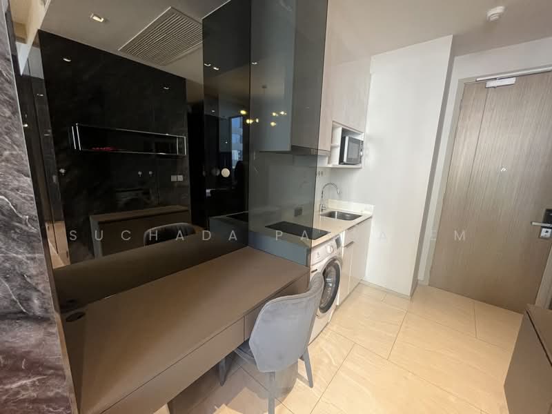 ASHTON Silom, Bangkok, 166 Silom Road, Bang Rak, Bangkok, 1 Bedroom, 30 sqm, Condo For Rent, by Suchada Panyarem, 500470866 - DDproperty.com