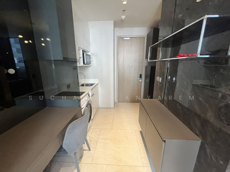ASHTON Silom, Bangkok, 166 Silom Road, Bang Rak, Bangkok, 1 Bedroom, 30 sqm, Condo For Rent, by Suchada Panyarem, 500470866 - DDproperty.com
