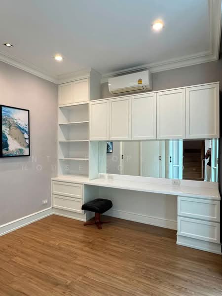 Baan Klang Muang Classe Ekkamai-Ramintra, Bangkok, Sukhonthasawat Road, Lat Phrao, Lat Phrao, Bangkok, 4 Bedrooms, 241 sqm, Single Detached House For Rent, by NTG Property House Co.,Ltd., 500470868 - DDproperty.com