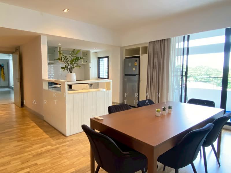 Villa Bajaj, Bangkok, Soi Sukhumvit 19, Khlongtoei Nua, Watthana, Bangkok, 3 Bedrooms, 240 sqm, Condo For Rent, by Knight Frank Chartered (Thailand) Co.,Ltd, 500470878 - DDproperty.com