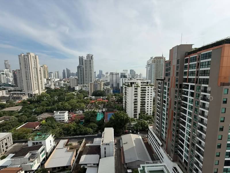 Noble State 39, Bangkok, 35 Soi Sukhumvit 39, Khlong Tan Nua, Watthana, Bangkok, 2 Bedrooms, 60 sqm, Condo For Rent, by Komkrit Arunvessased, 500470897 - DDproperty.com