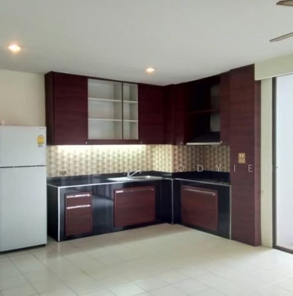 undefined, Bangkok, Chong Nonsi, Yan Nawa, Bangkok, 4 Bedrooms, 350 sqm, Townhouse For Sale, by Suchada Yodyiem, 500470899 - DDproperty.com