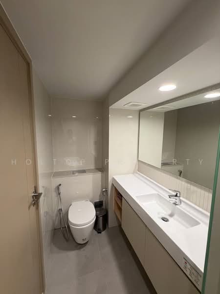 Culture Chula, Bangkok, 38/12 Soi Pratu Chai, Si Phraya, Bang Rak, Bangkok, 1 Bedroom, 35 sqm, Condo For Rent, by Holtop Property, 500470901 - DDproperty.com