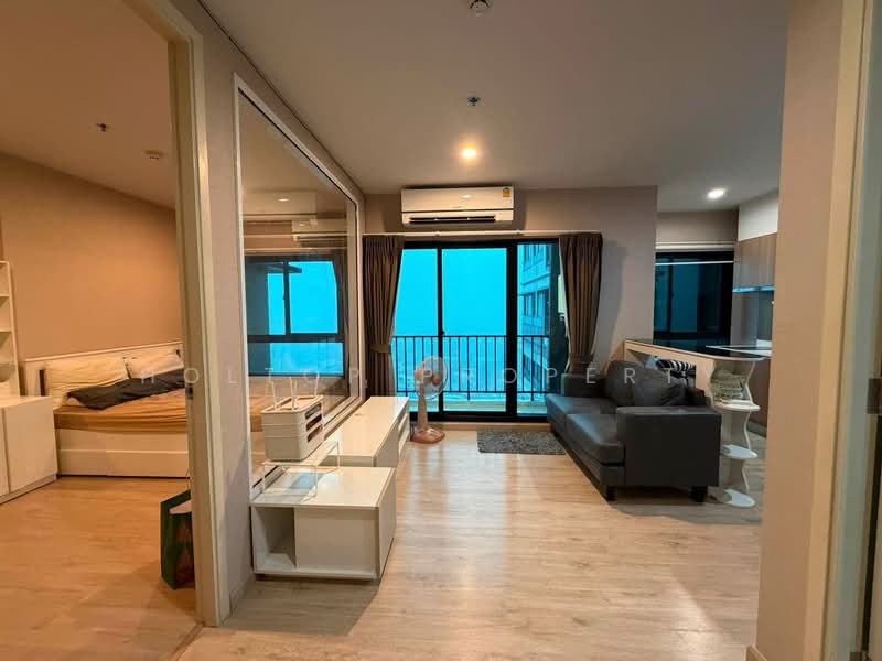 The Parkland Phetkasem-Thapra, Bangkok, 99 Petchkasem Road, Wat Tha Pra, Bangkok Yai, Bangkok, 1 Bedroom, 37 sqm, Condo For Rent, by Holtop Property, 500470923 - DDproperty.com