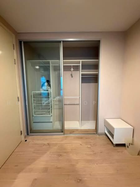 The Parkland Phetkasem-Thapra, Bangkok, 99 Petchkasem Road, Wat Tha Pra, Bangkok Yai, Bangkok, 1 Bedroom, 37 sqm, Condo For Rent, by Holtop Property, 500470923 - DDproperty.com
