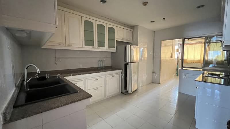 Tower Park, Bangkok, 88 Soi Sukhumvit 3, Sukhumvit Road, Khlongtoei Nua, Watthana, Bangkok, 3 Bedrooms, 283 sqm, Condo For Sale, by Suchada Yodyiem, 500470925 - DDproperty.com