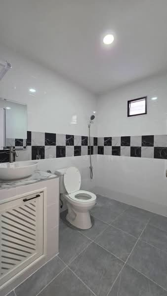 Lumpini-Bang Bua Thong, Nonthaburi, Phimonrat, Bang Bua Thong, Nonthaburi, 3 Bedrooms, 101 sqm, Townhouse For Sale, by NR AGENT, 500470928 - DDproperty.com