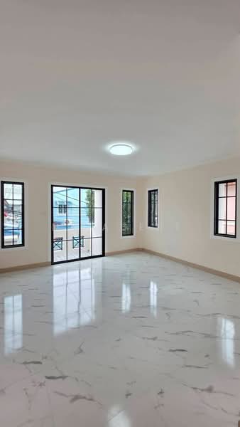 Lumpini-Bang Bua Thong, Nonthaburi, Phimonrat, Bang Bua Thong, Nonthaburi, 3 Bedrooms, 101 sqm, Townhouse For Sale, by NR AGENT, 500470928 - DDproperty.com