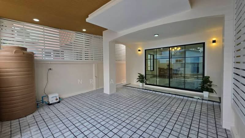 Lumpini-Bang Bua Thong, Nonthaburi, Phimonrat, Bang Bua Thong, Nonthaburi, 3 Bedrooms, 101 sqm, Townhouse For Sale, by NR AGENT, 500470928 - DDproperty.com