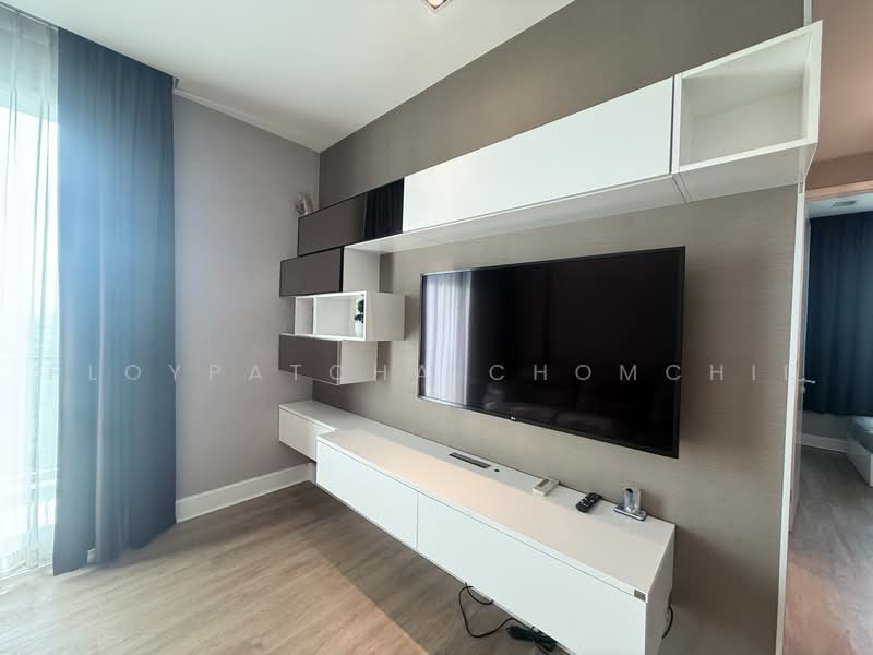 Equinox Phahol Vibha, Bangkok, 345 Paholyothin Road, Jom Phon, Chatuchak, Bangkok, 2 Bedrooms, 63 sqm, Condo For Rent, by Ploypatcha Chomchid, 500470943 - DDproperty.com