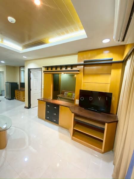 Green Point Silom : กรีนพอยท์ สีลม, กรุงเทพ, 29 ซ. อนุมานราชธน, สุริยวงศ์, บางรัก, กรุงเทพ, 62 ตร.ม., คอนโด ขาย, โดย Suchada Yodyiem, 500470968 - DDproperty.com