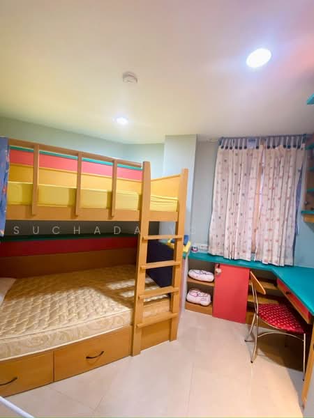Green Point Silom, Bangkok, 29 Soi Anumanratthanon, Suriyawong, Bang Rak, Bangkok, 2 Bedrooms, 62 sqm, Condo For Sale, by Suchada Yodyiem, 500470968 - DDproperty.com