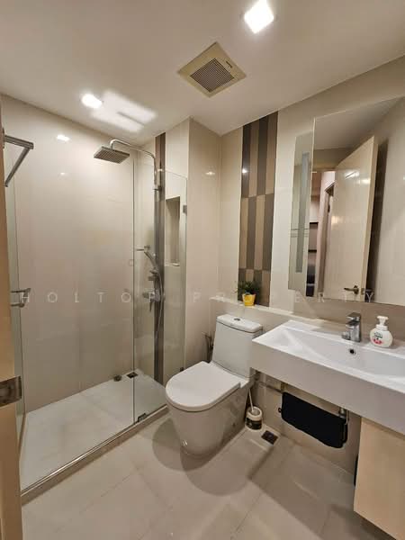 Q House Sukhumvit 79, Bangkok, 2059 Sukhumvit Road, Phra Kanong Nua, Watthana, Bangkok, 2 Bedrooms, 45 sqm, Condo For Rent, by Holtop Property, 500470979 - DDproperty.com