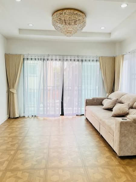 บ้านเดี่ยว อ่อนนุช 39 / ศรีนครินทร์ ซอย 24, Bangkok, Suan Luang, Bangkok, 4 Bedrooms, 260 sqm, Single Detached House For Sale, by NR AGENT, 500470980 - DDproperty.com