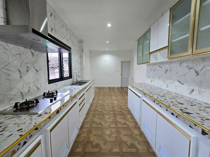 บ้านเดี่ยว อ่อนนุช 39 / ศรีนครินทร์ ซอย 24, Bangkok, Suan Luang, Bangkok, 4 Bedrooms, 260 sqm, Single Detached House For Sale, by NR AGENT, 500470980 - DDproperty.com