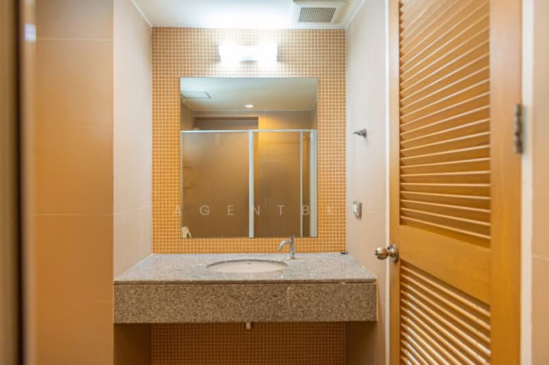 Harmony Living Paholyothin 11, Bangkok, 22 Soi Phahon Yothin 11, Samsen Nai, Phaya Thai, Bangkok, 3 Bedrooms, 140 sqm, Condo For Rent, by Agentbkk, 500470982 - DDproperty.com