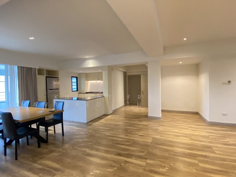 Villa Bajaj, Bangkok, Soi Sukhumvit 19, Khlongtoei Nua, Watthana, Bangkok, 3 Bedrooms, 241 sqm, Condo For Rent, by Knight Frank Chartered (Thailand) Co.,Ltd, 500470990 - DDproperty.com