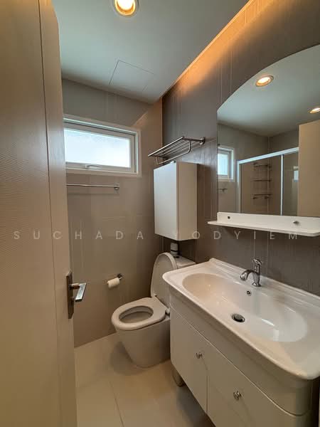 The Key Sathorn-Charoenraj, Bangkok, 3725-4334 Charoen Rat Road, Bang Klo, Bang Kho Laem, Bangkok, 3 Bedrooms, 120 sqm, Condo For Sale, by Suchada Yodyiem, 500470994 - DDproperty.com