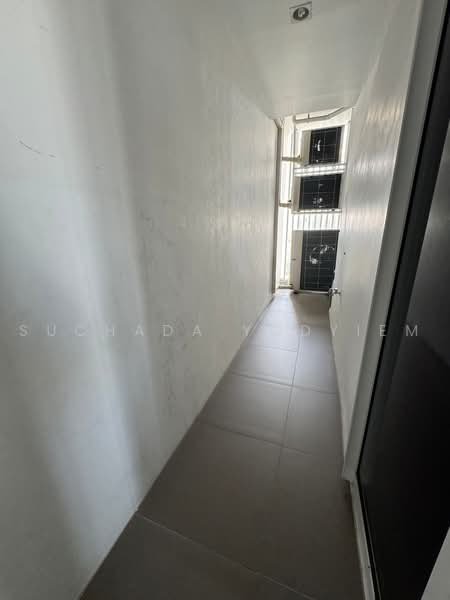 The Room Sathorn, Bangkok, 78 Pan Road, Silom, Bang Rak, Bangkok, 2 Bedrooms, 78 sqm, Condo For Sale, by Suchada Yodyiem, 500470998 - DDproperty.com