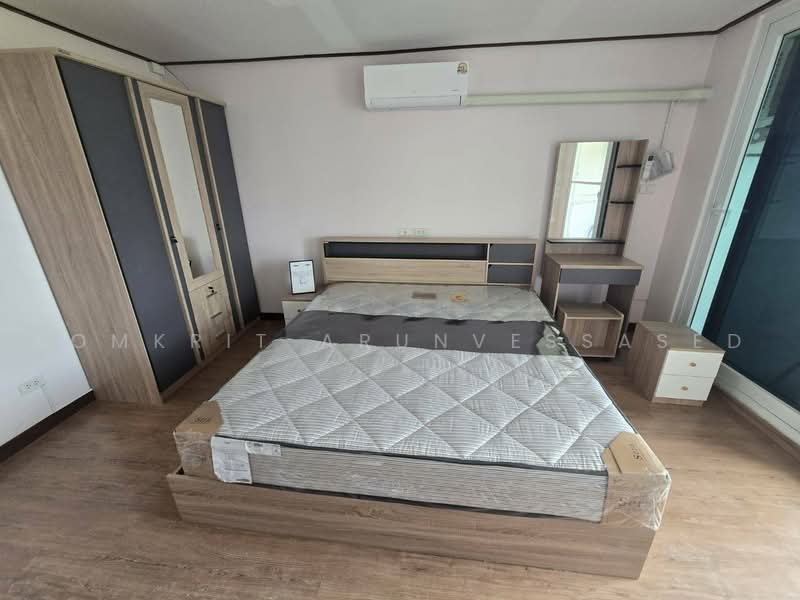 Charoennakorn River Place, Bangkok, Charoennakorn Road, Samlae, Thon Buri, Bangkok, 3 Bedrooms, 110 sqm, Condo For Rent, by Komkrit Arunvessased, 500471009 - DDproperty.com